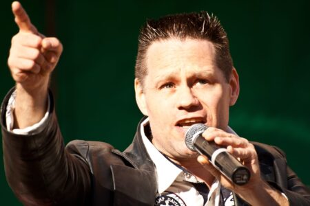 Kalle Kaiser singt